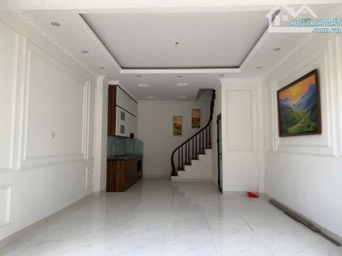 🏣 KIM CHUNG - NHÀ MỚI - NGÕ THÔNG - Ô TÔ 4 CHỖ ĐỖ CỬA - TIỆN ÍCH ĐẦY ĐỦ XUNG QUANH... - 2