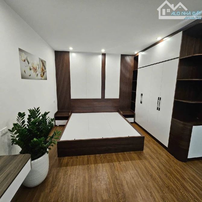 BÁN NHÀ NGỌC TRÌ – LONG BIÊN – NHÀ ĐẸP FULL NỘI THẤT – 6 TẦNG THANG MÁY – Ô TÔ ĐỖ CỔNG - 2