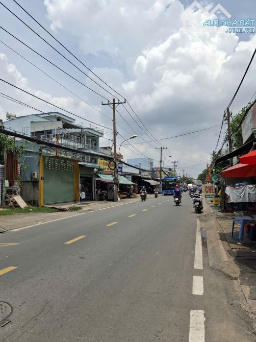Bán đất mặt tiền Nguyễn Duy Trinh Quận 9 giá 27 tỷ gần chợ - 2
