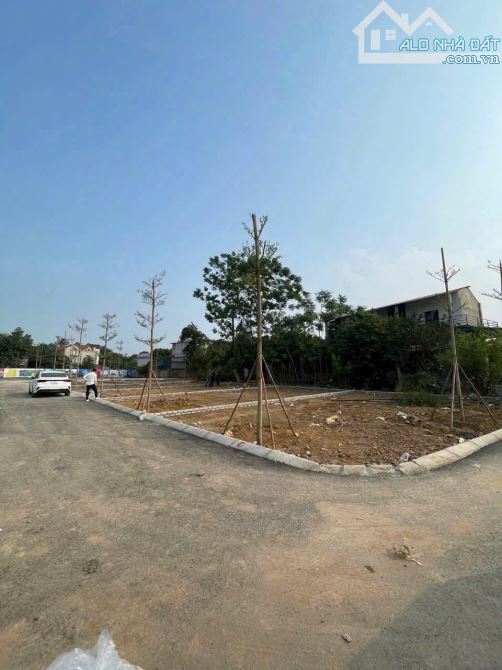 SIÊU PHẨM, LÔ GÓC, 120M2 FULL ĐẤT Ở; GIÁ F0 - 2