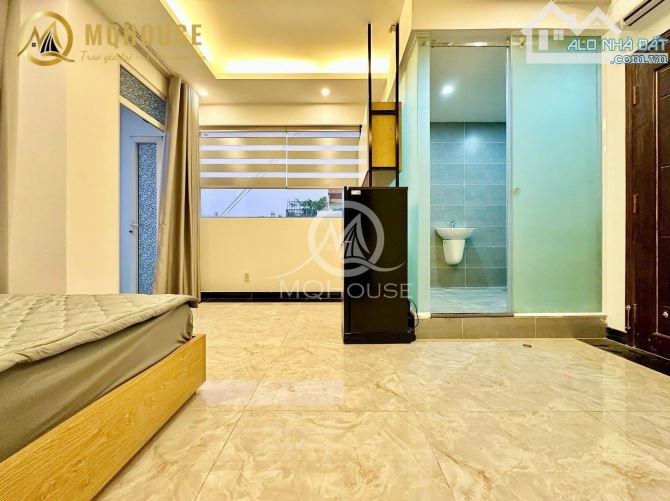 CĂN STUDIO FULL NỘI THẤT BAN CÔNG CỰC RỘNG 40M2 Ở QUẬN 10 - 2