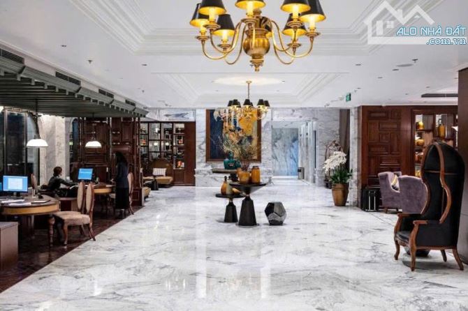 Bán tòa khách sạn 3 sao phố Vip Cầu Giấy, 430m2 tổng 70  phòng doanh thu khủng - 2