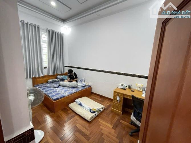 Bán Villa 232m2 Gò Ô Môi - Phú Thuận, mới sang trọng. - 2