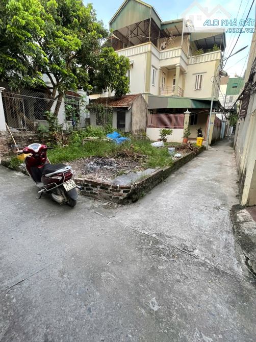 Bán Đất trong đê lô góc 56m oto đỗ cửa, cách chợ đông la 50m, cách vành đai 4 khoảng 300m - 2