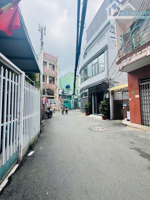 [NGANG LỚN]Bán nhà Bình Thạnh, Bùi Đình Túy, DT:8.4x12.6 trệt + 1lầu tiện xây mới khai thác CHDV - 2