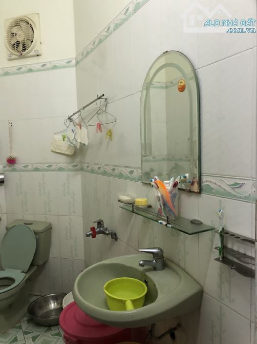 BÁN NHÀ HẺM Ô TÔ ĐƯỜNG NGUYỄN KIM, GẦN CHỢ CÔ GIANG, TRƯỜNG NGUYỄN THÁI HỌC - 2