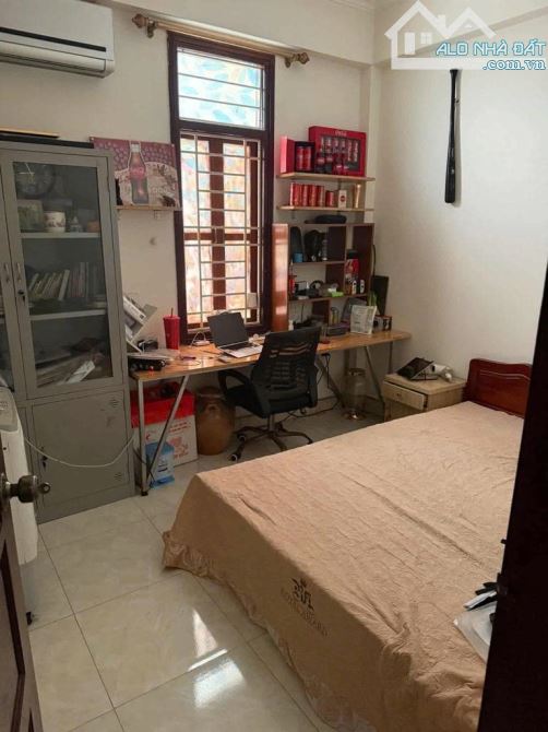 XUÂN THỦY - 38M*5T - CĂN GÓC 2 MẶT THOÁNG – NHÀ ĐẸP - CHỈ 9,6 TỶ - 2