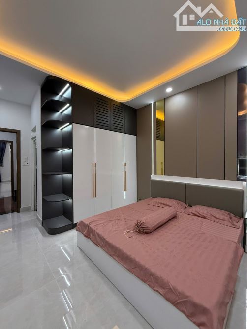 Bán gấp nhà góc 2 MT đường Thới An 13 Phường Thới An Quận 12, DT 4x25m 1 trệt 3 lầu 8.9 tỷ - 2