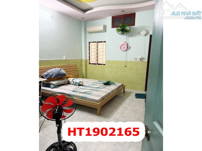 Nhà MT Nội Bộ Tên Lửa - 4 x 15M - 8,6 Tỷ - Sát CV Phú Lâm - 2