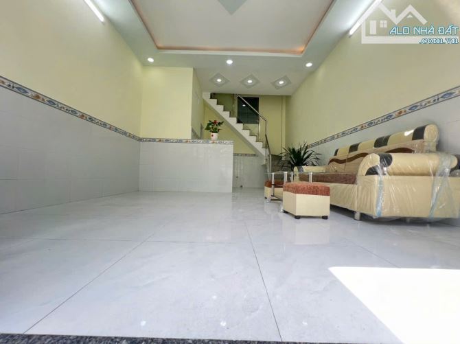 NHÀ ĐẸP Ở NGAY- GIÁ TỐT 60M2 SÀN -NGUYỄN THỊ SÓC-BÀ ĐIỂM- HÓC MÔN - 2