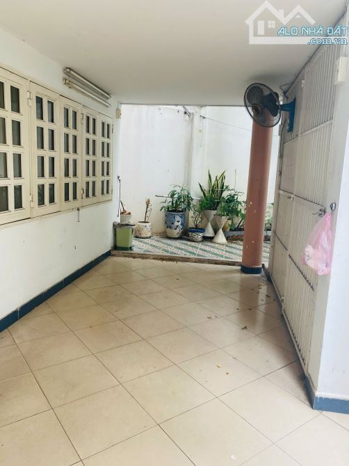 Bán Đất tặng Biệt Thự 5 Lầu Y Hình - Hoàng Văen Thụ 12x25m, chỉ 5x tỷ - 2