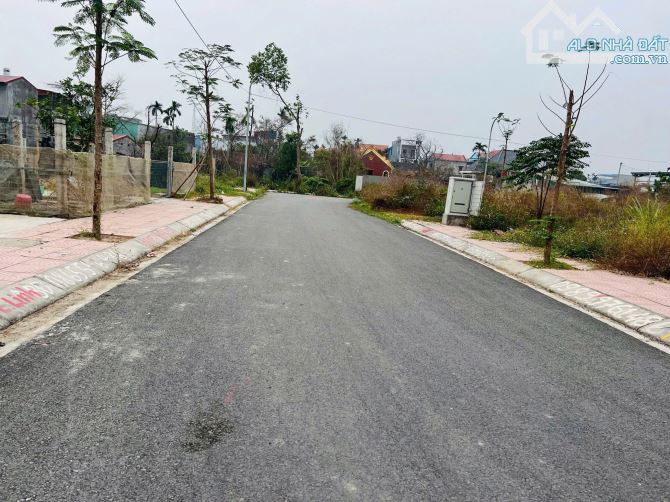Bán lô đất 2 mặt tiền trước sau 123m Tổ 6 thị trấn An Dương giá chỉ 4,x tỷ - 2