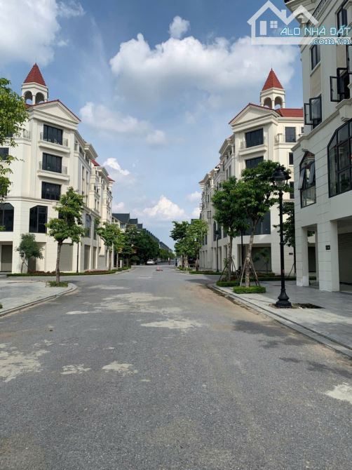 Bán liền kề Hinode Royal Park quốc lộ 32 Hoài Đức  100m2, 5 tầng 18,5 tỷ - 2