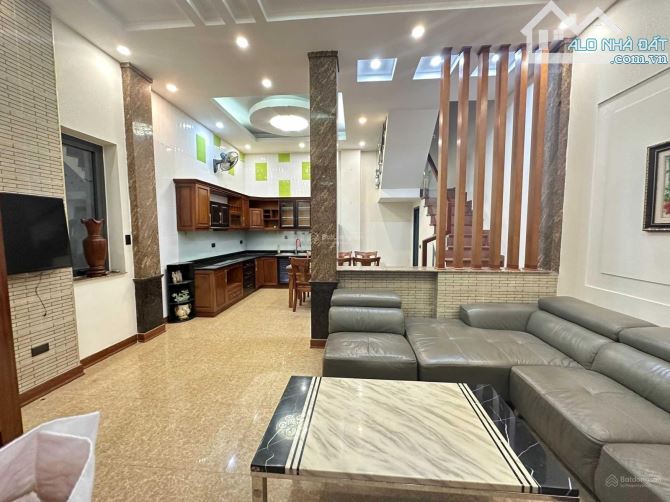 Em cần bán Nhà Biệt Thự  Thành phố Giao Lưu - 2