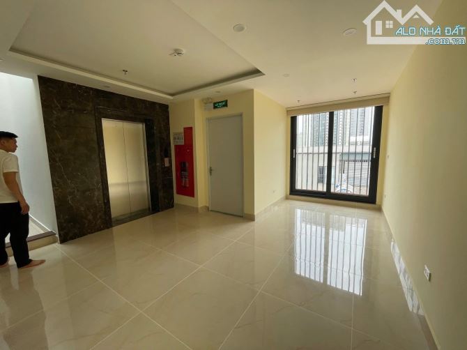 Cho thuê tòa nhà 7 tầng thang máy, PCCC, dt 147m2, mt 7.2m mp Trung Văn - 2