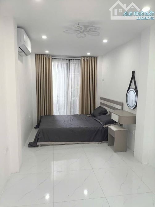 NHỈNH 5TỶ-NHÀ ĐẸP-TRƯƠNG DỊNH-DÂN XÂY-LÔ GÓC-NGÕ NÔNG GẦN PHỐ-3 GÁC PHI 4NGỦ ĐỦ CÔNG NĂNG - 2