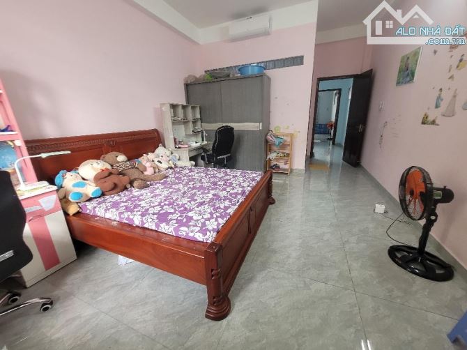 CẦN BÁN NHANH NHÀ 4 LẦU,84M2(4.1 x 20)-HXH SÁT MT NGUYỄN HỒNG ĐÀO,TÂN BÌNH - 2