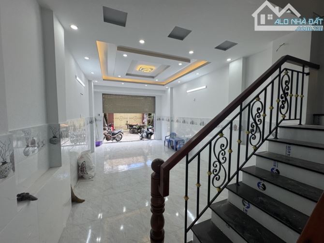 NHÀ ĐẸP TÂN PHÚ TRẦN THỦ ĐỘ 60m2 GIÁ ĐẸP NHẤT TP CHỈ 6Ty NHỈNH TL - 2