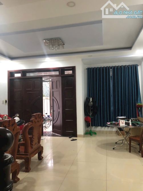 Bán gấp nhà 2 tầng góc 2 mặt tiền, ngang 6.3m, vuông vức, hoàn công chuẩn, tăng nhơn phú a - 2