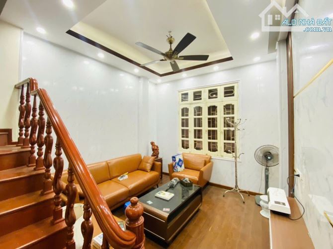 CẦN BÁN GẤP NHÀ PHỐ TRÍCH SÀI VÕNG THỊ SAU NHÀ MẶT HỒ TÂY 5 TẦNG OTO VÀO NHÀ VIEW HỒ - 2