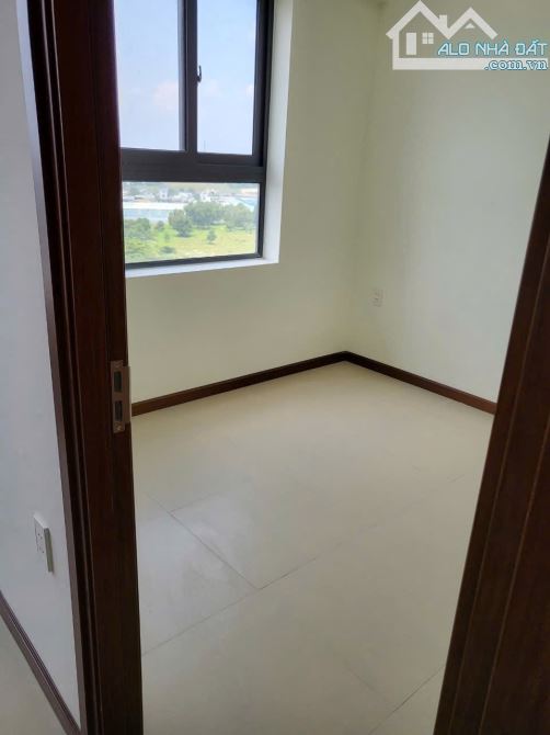 Bán gấp căn hộ chung cư Hoà Bình - IRIS TOWER, TP. Thuận An, Bình Dương - TP. HCM - 2