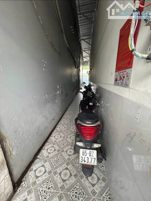 CƠ HỘI CHO AI ĐANG MUỐN KINH DOANH  DÃY TRỌ 5 PHÒNG NẰM BÀ ĐIỂM, 920TRIEU - 2
