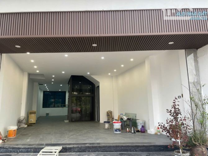 CHO THUÊ NHÀ ĐƯỜNG HỒNG TIẾN, PHƯỜNG BỒ ĐỀ, 100M2 x 6 TẦNG THANG MÁY - 2