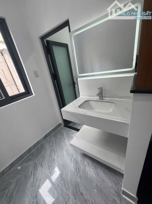 Siêu Phẩm Mặt Tiền Đường 3/2 Q10 Dt 4m x 12m 6 Tầng đối diện Hà Đô Giá 29,5 Tỷ - 2