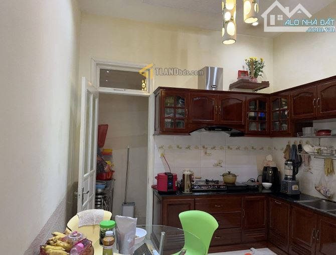 Nhà phố mặt đường nhựa Nguyễn Lương Bằng P2 Đà Lat 87m2 chỉ hơn 9 ty - 2