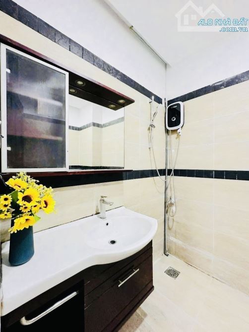 🏡 HẺM NHỰA XE HƠI – KHU VIP PHÂN LÔ – NHÀ 5 TẦNG 98M² – DÒNG TIỀN 30TR/THÁNG  Hồ Văn Huê - 2