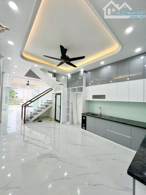 Cần bán nhà 4 tầng hoàn thiện mới tinh tại Him Lam Hùng Vương Hồng Bàng. - 2