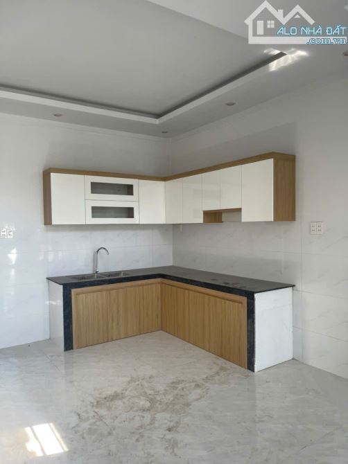 Nhà Gác Lững Không Chỉ Là 1 Căn Nhà Mà đó Là Thể Hiện Sang Trọng Và Lịch Lãm - 2