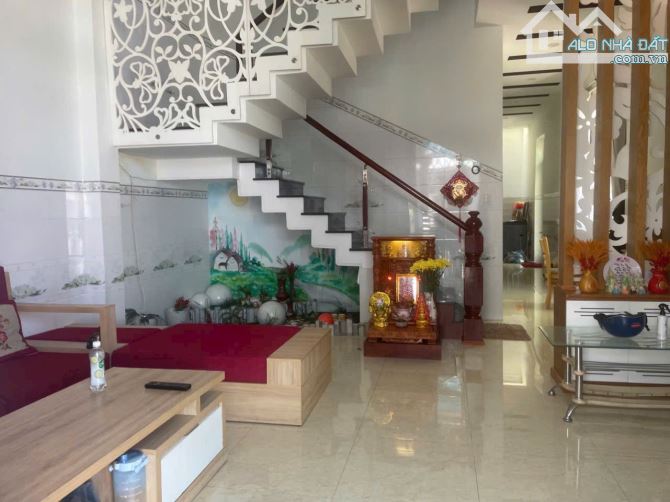 💝BÁN NHÀ 3 TẦNG, VĨNH HÒA CŨ.BẮC NHA TRANG.Giá 3,4ty đườg 4,3m oto đâu trước nhà ngag 5m - 2