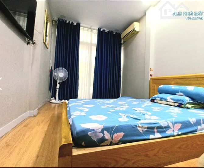🌟 VỊ TRÍ VÀNG -  NHÀ TRUNG TÂM Q.5 – 30M² (3x10) – 3 TẦNG – HẺM XE HƠI – GIÁ 5.4 TỶ TL - 2
