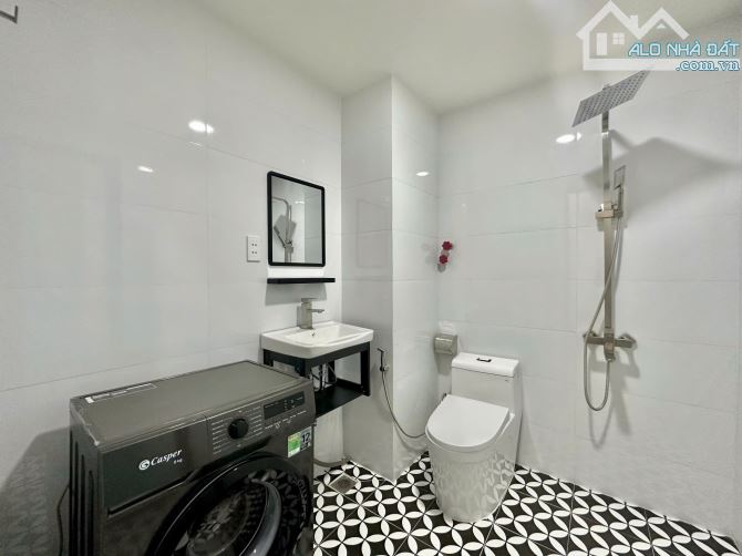 Phòng quận 10 sát bên HUFLIT VẠN HẠNH MALL CV LÊ THỊ RIÊNG - 2