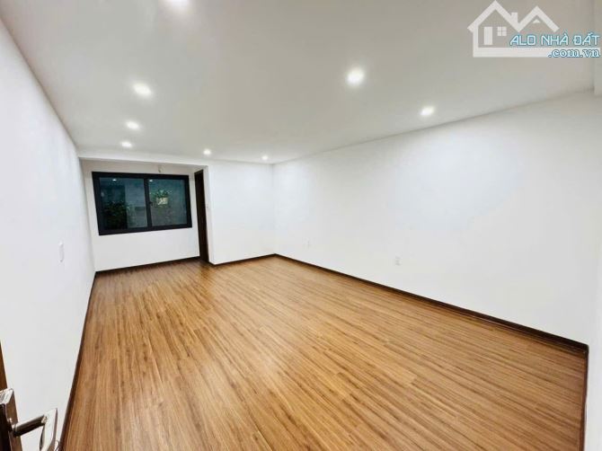 Bán nhà mặt đường khu phân lô Chợ Đôn , Thiên Lôi , DT 72m , Mt 4m giá bán 6,5 tỷ - 2
