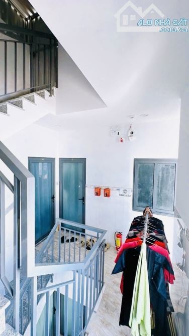 Bán Nhà CHDV, 81m2, 4 Tầng, 8 Phòng, HDT 40 Tr, Chỉ hơn 8 Tỷ, Tại Đoàn Văn Bơ, Quận 4. - 2