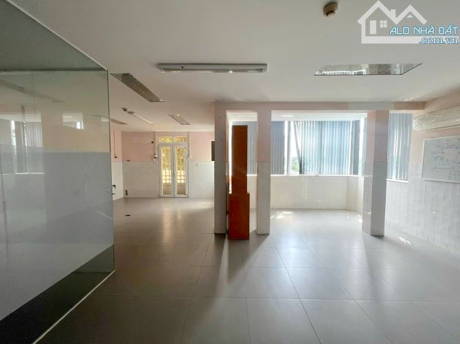 Nhà XVNT 10x20Trệt.3L.7P siêu rộng.Tốt khối VP.Spa.Pkhám - 2