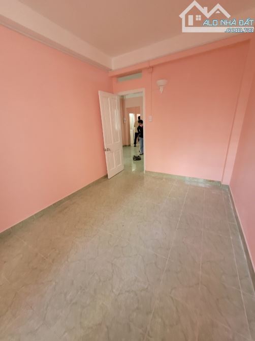 Cần cho thuê chung cư Bàu Cát 2 Thang bộ tầng thấp , diện tích 54m 2PN giá 7,5 triệu - 2