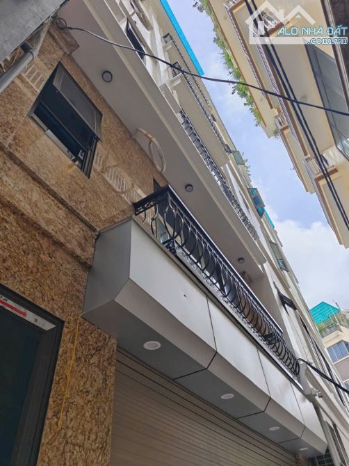 7 tầng xây mới thang máy, oto vào nhà qua thông, Nguyễn Ngọc Nại, mtiền 5.9m. Giá 17.2 tỷ