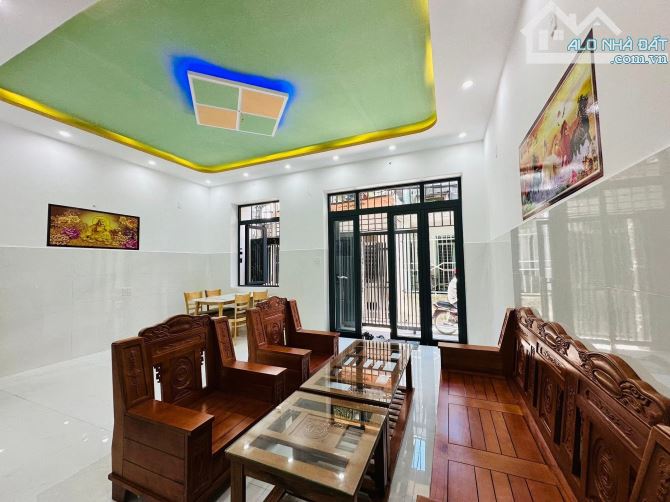 Bán nhà 2 tầng kiệt Lê Độ thẳng 1 đường - 2