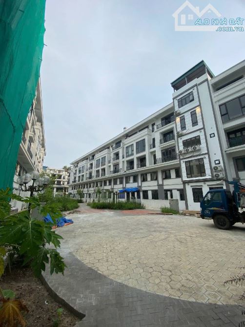 TĐC Trâu Quỳ-Đoàn Quang Dung_BIỆT THỰ LIỀN KỀ - đối diện CÔNG VIÊN GIA LÂM- VIEW Công iên - 2