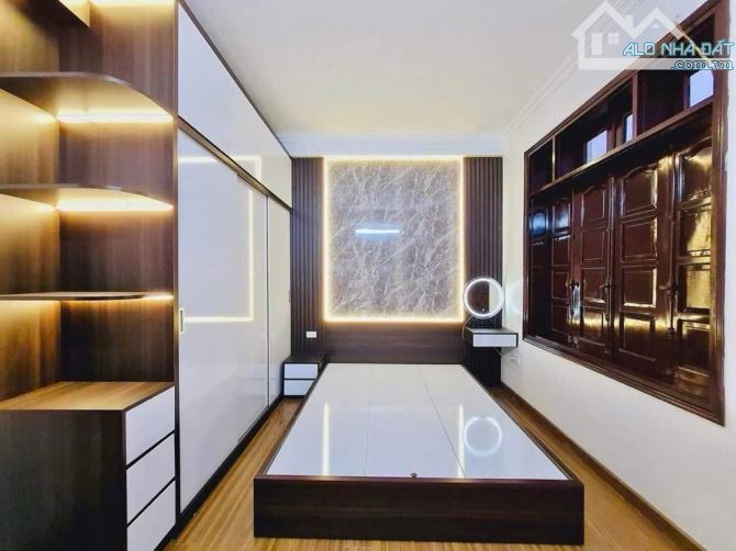 MỸ ĐÌNH-SÁT PHỐ NGUYỄN HOÀNG- 4 TẦNG - Ở NGAY-FULL NỘI THẤT SỊN XÒ - 2