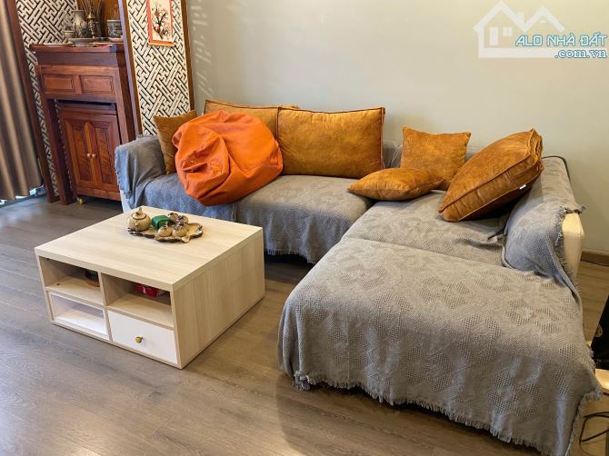 Chủ bán CH FLC Cầu Giấy DT 97m - 8,5 tỷ và 116m -9,5 tỷ SĐCC Full NT Hướng ĐN 3PN ở luôn - 2