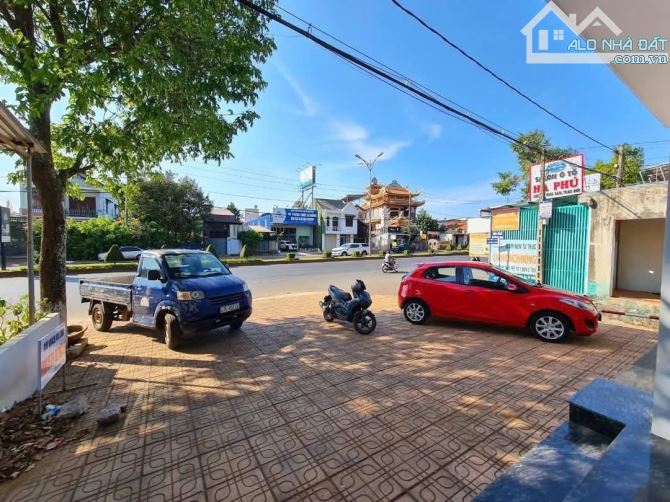TOÀ NHÀ 3 MẶT TIỀN NGUYỄN CHÍ THANH 10,63x34m NỞ HẬU - 2