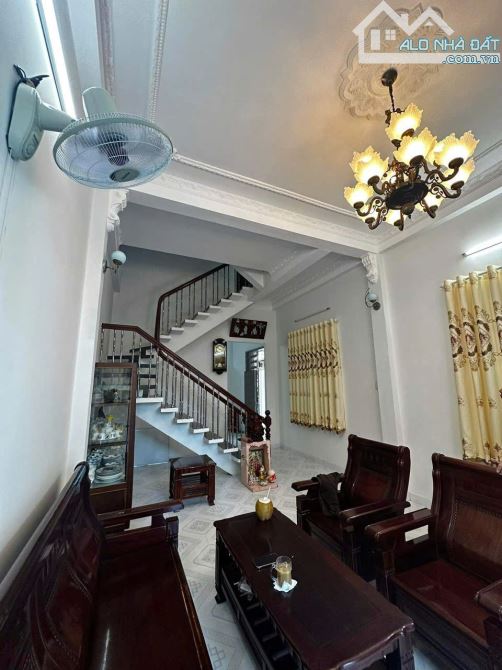 Bán nhà HXH 258 Dương Bá Trạc, 4x34m cn 136m2, 3 tầng chỉ 12 tỷ - 2