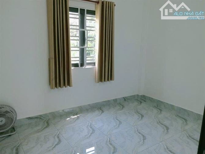 BÁN NHÀ 2 TẦNG 65M2- 4.4 TỶ- CẠNH NGÃ 3 MỸ THÀNH - 2