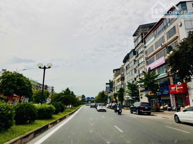 BÁN NHÀ PHỐ HOÀNG MINH ĐẠO, GẦN BV TÂM ANH, DT RỘNG 108M2, MT KHỦNG 7M, 6 TẦNG THANG MÁY - 2