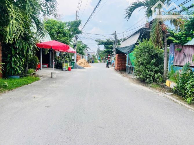 D253 Kèo siêu rẻ anh chị ơi Bán lô đất p An Hoà - Biên Hoà  Diện tích 800m2 ( 300m thổ cư - 2