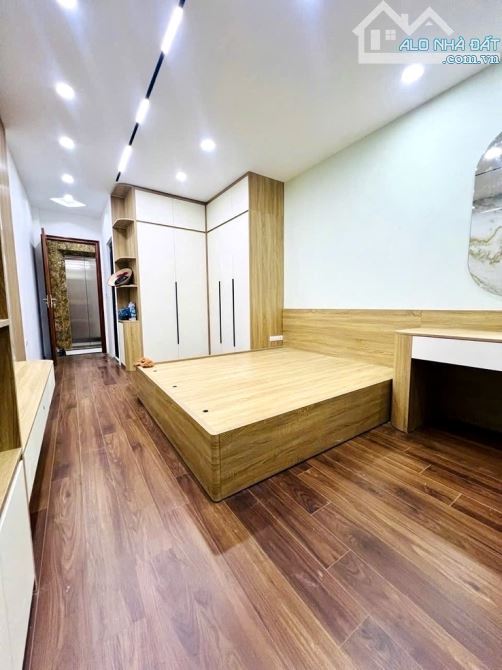 HOA HẬU CẦU GIẤY - 6 TẦNG THANG MÁY - NGÕ THÔNG KHẮP NGẢ -  VÀI BƯỚC RA Ô TÔ TRÁNH - 2